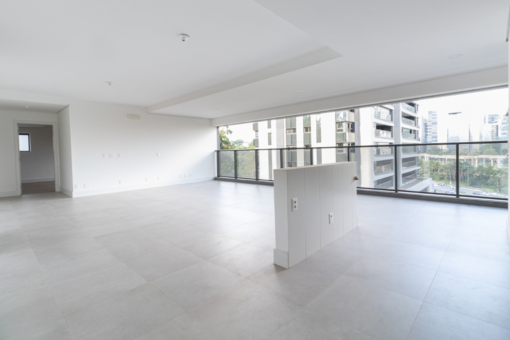 Apartamento à venda com 2 quartos, 142m² - Foto 1