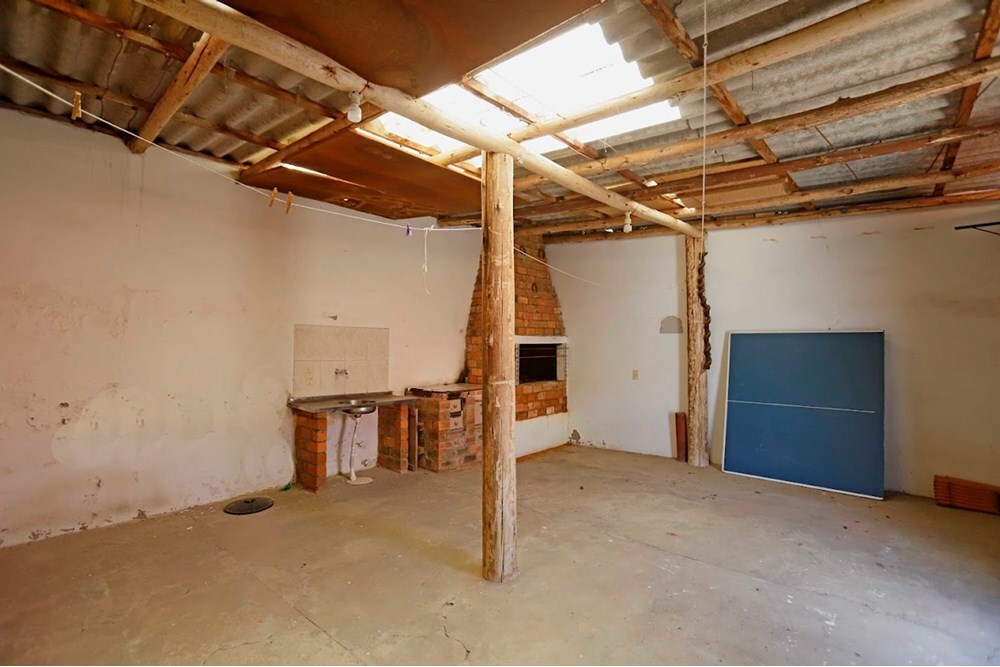 Casa à venda com 2 quartos, 92m² - Foto 8