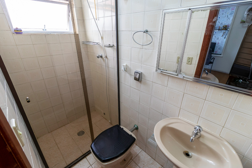 Casa à venda com 3 quartos, 200m² - Foto 25