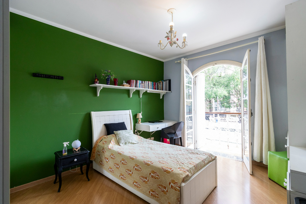 Casa à venda com 3 quartos, 200m² - Foto 26