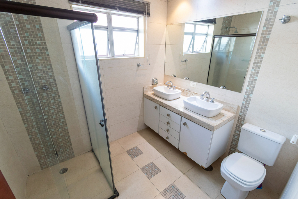 Casa à venda com 3 quartos, 200m² - Foto 11