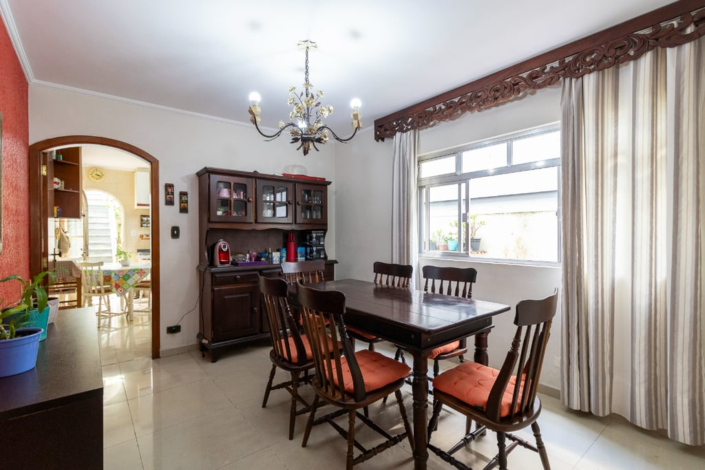 Casa à venda com 3 quartos, 200m² - Foto 3