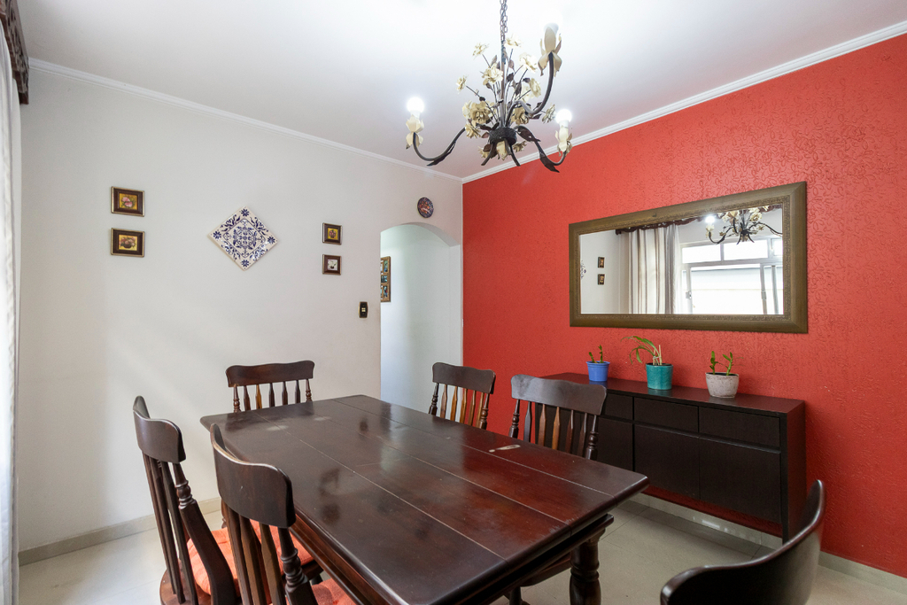 Casa à venda com 3 quartos, 200m² - Foto 4
