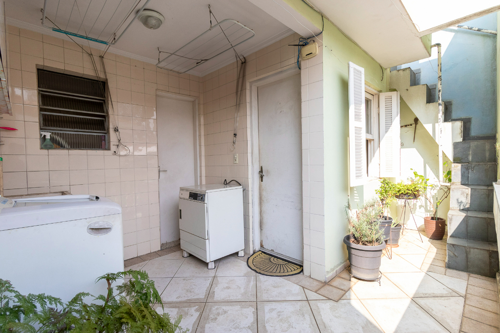 Casa à venda com 3 quartos, 200m² - Foto 13