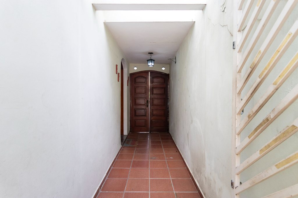 Casa à venda com 3 quartos, 200m² - Foto 18