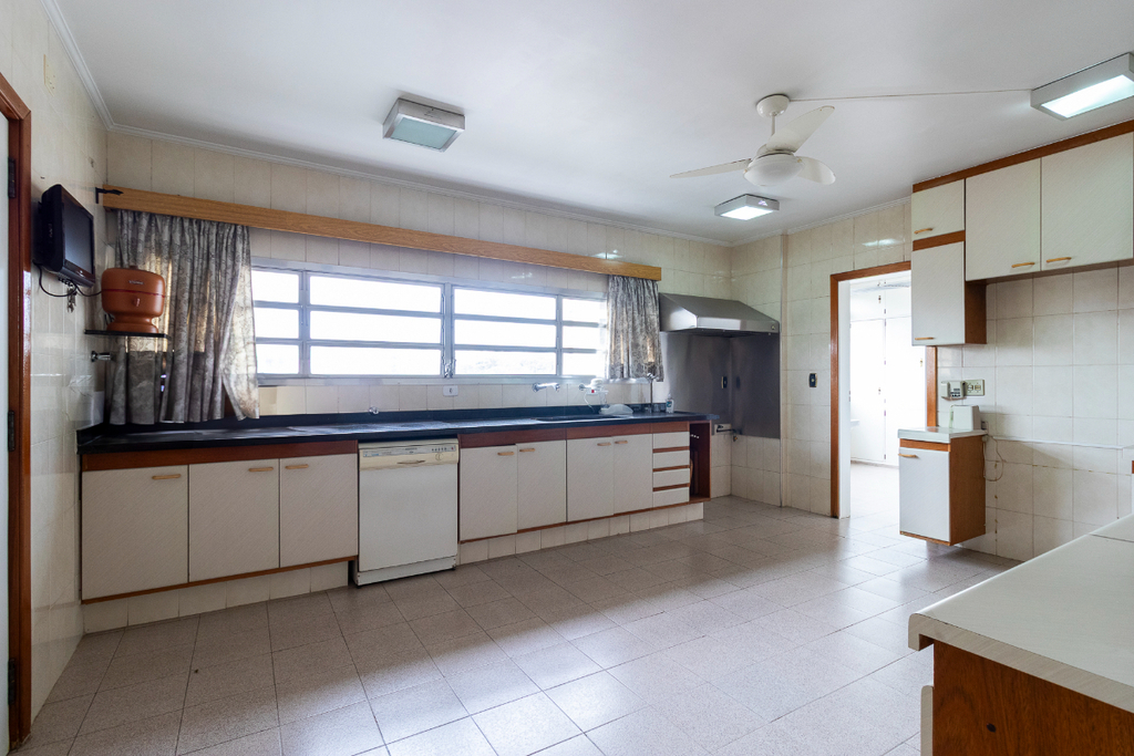 Apartamento à venda com 3 quartos, 172m² - Foto 23
