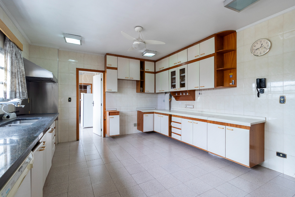 Apartamento à venda com 3 quartos, 172m² - Foto 22