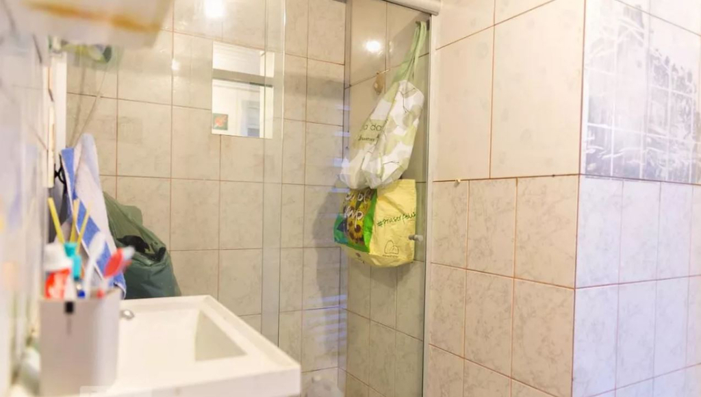 Casa à venda com 8 quartos, 192m² - Foto 3