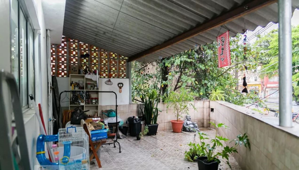 Casa à venda com 8 quartos, 192m² - Foto 6