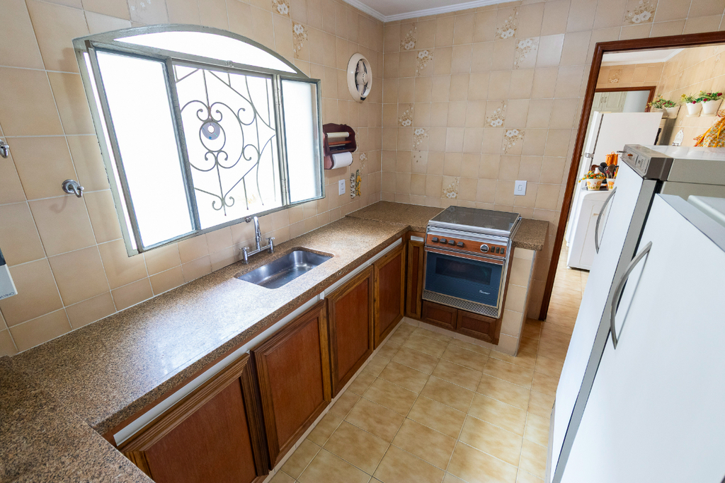 Casa à venda com 3 quartos, 284m² - Foto 32