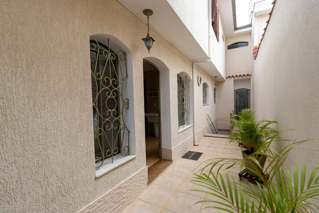 Casa à venda com 3 quartos, 284m² - Foto 2