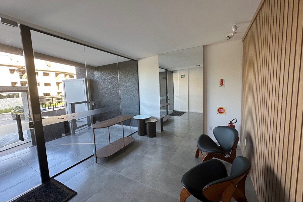 - Apartamento à venda em Florianópolis, Ingleses do Rio Vermelho, com 2 quartos, 49m²