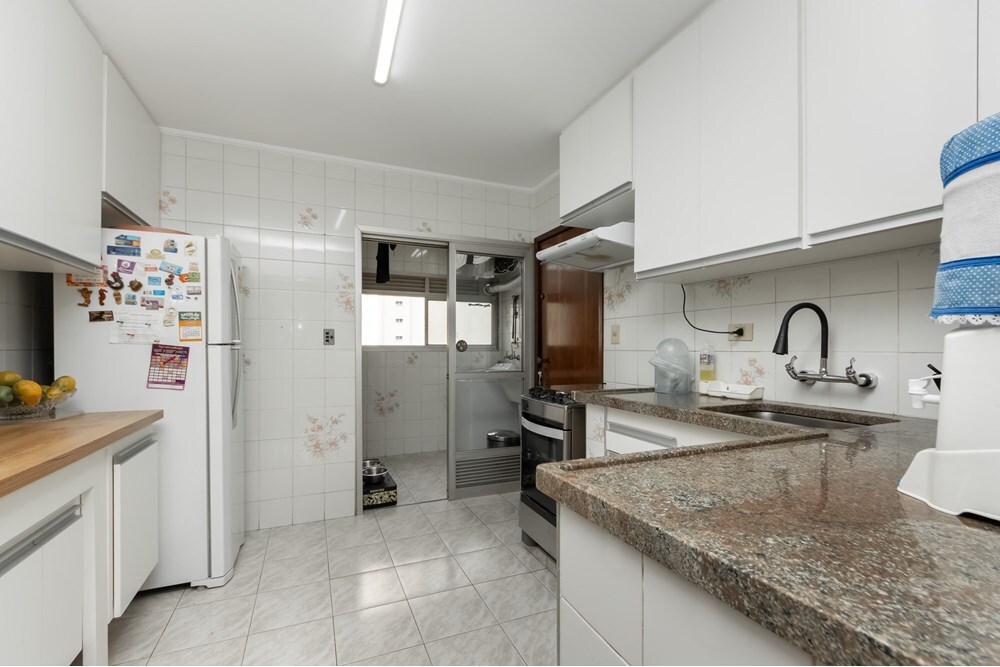 Apartamento à venda com 3 quartos, 96m² - Foto 6