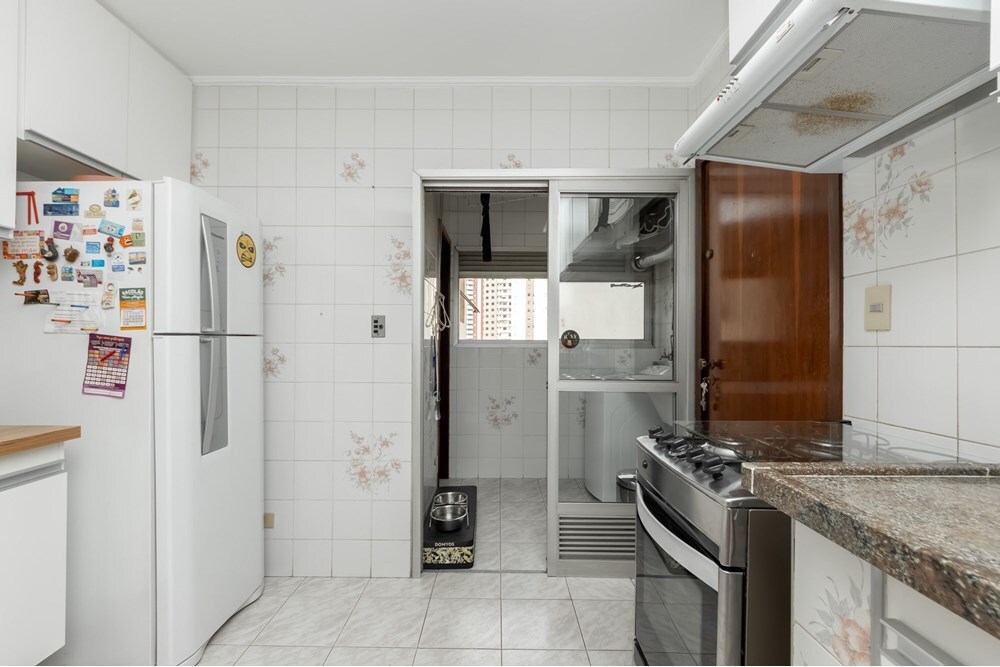 Apartamento à venda com 3 quartos, 96m² - Foto 7