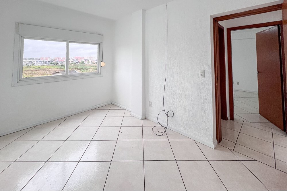 Apartamento à venda com 2 quartos, 62m² - Foto 2