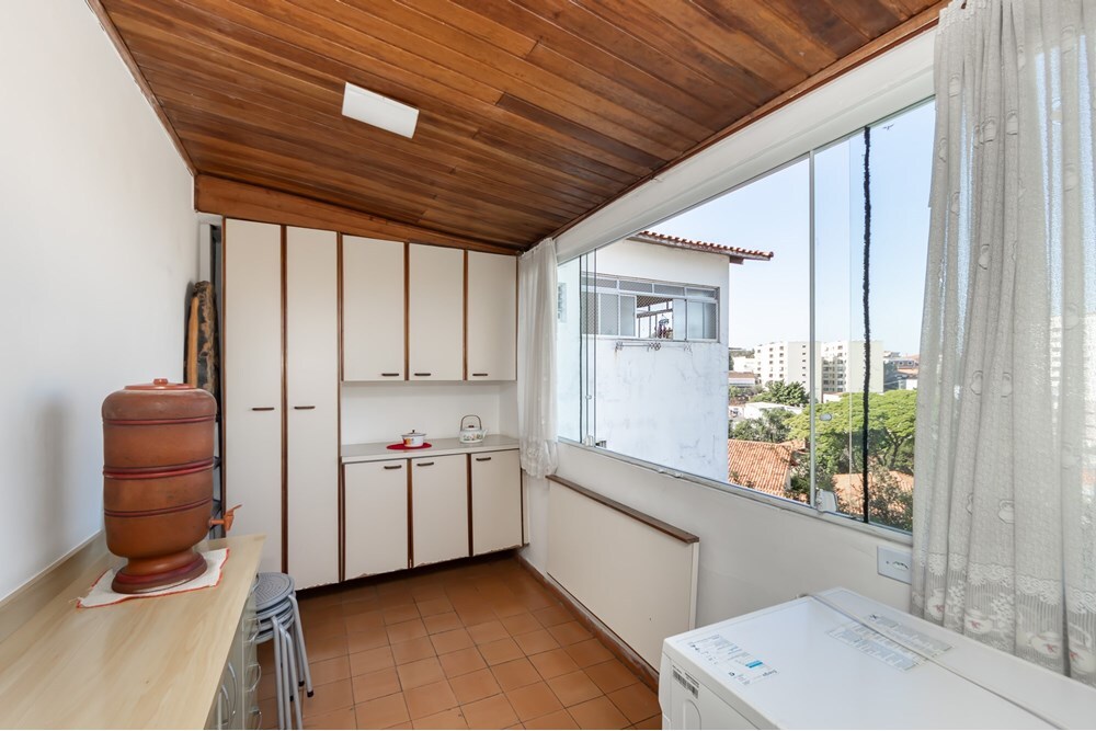 Casa à venda com 4 quartos, 270m² - Foto 37