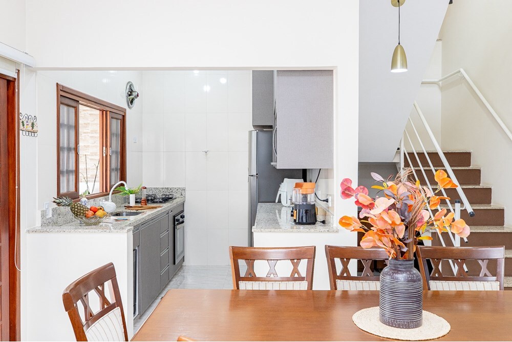Casa à venda com 4 quartos, 200m² - Foto 33