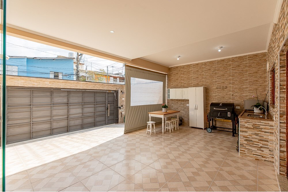Casa à venda com 4 quartos, 200m² - Foto 9