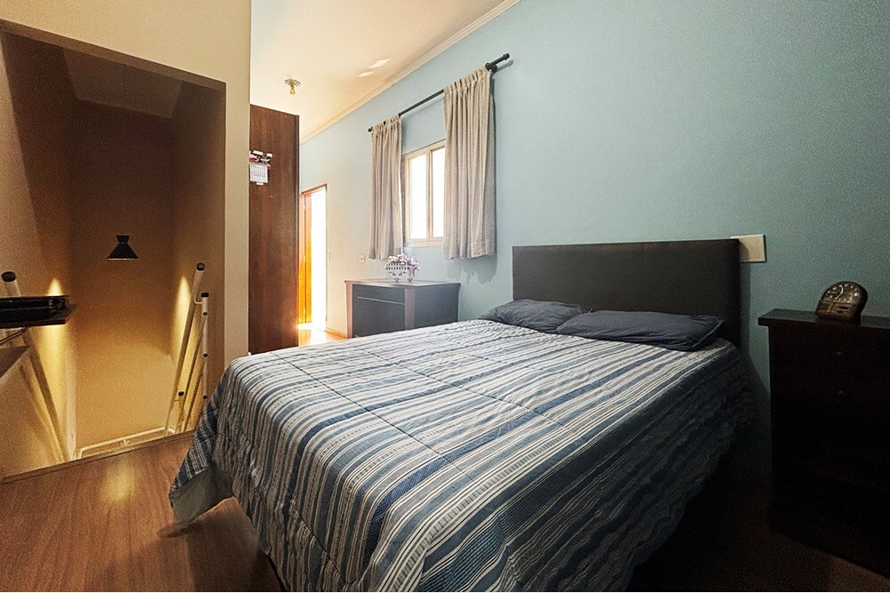 Casa à venda com 4 quartos, 200m² - Foto 24