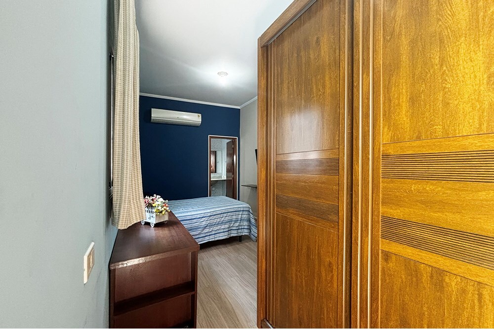 Casa à venda com 4 quartos, 200m² - Foto 26