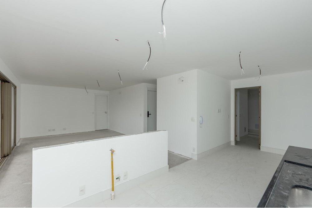 Apartamento à venda em São Paulo, Moema, com 3 quartos, 149m² - Carreyra Imobiliaria