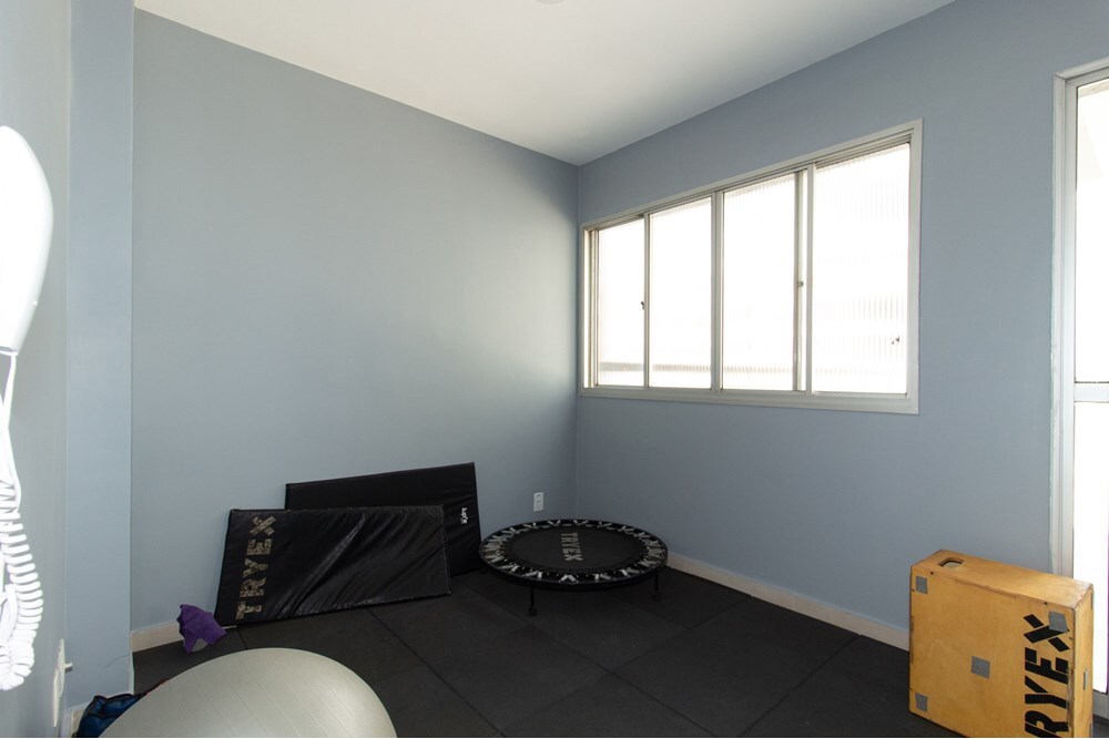 Apartamento à venda em São Paulo, Vila Mariana, com 1 quarto, 74m² - Carreyra Imobiliaria