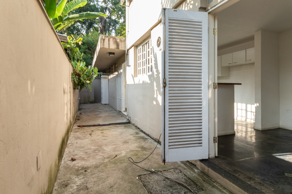 Casa à venda com 3 quartos, 289m² - Foto 11