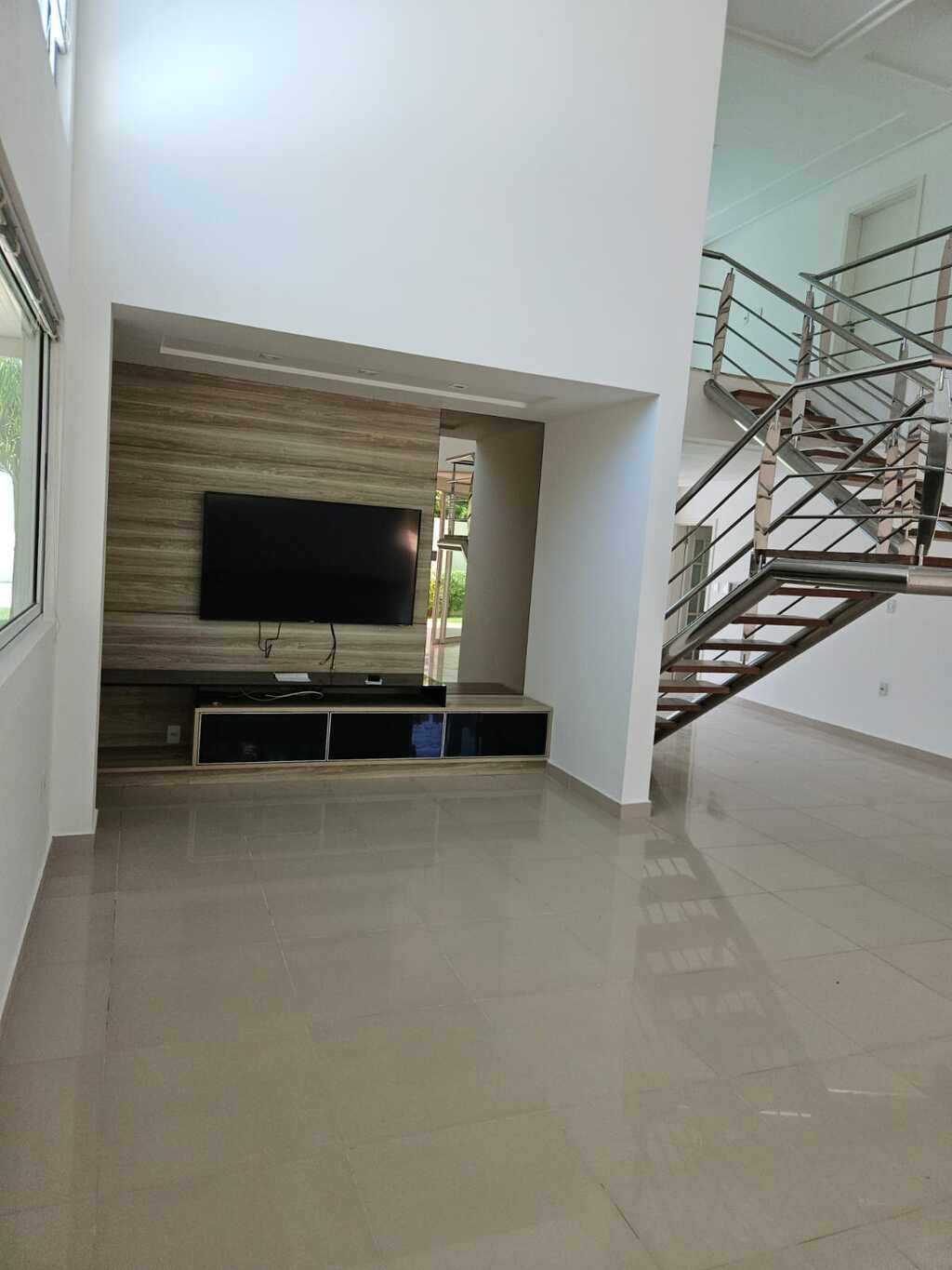 Casa à venda com 4 quartos, 331m² - Foto 7