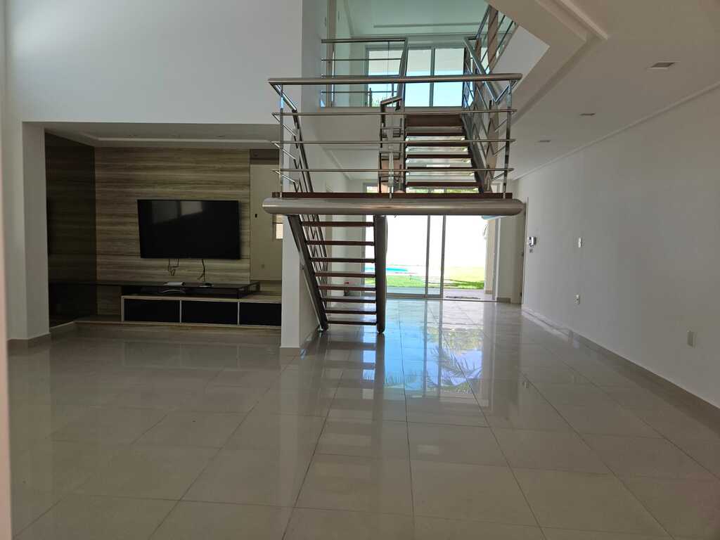 Casa à venda com 4 quartos, 331m² - Foto 8