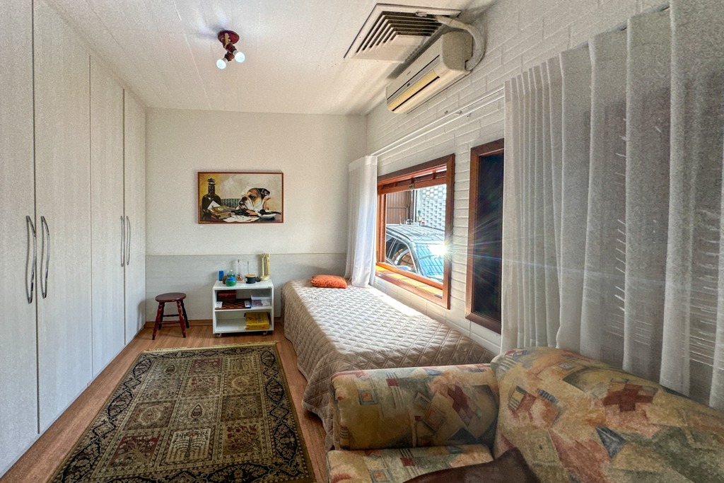 Casa à venda com 3 quartos, 290m² - Foto 9