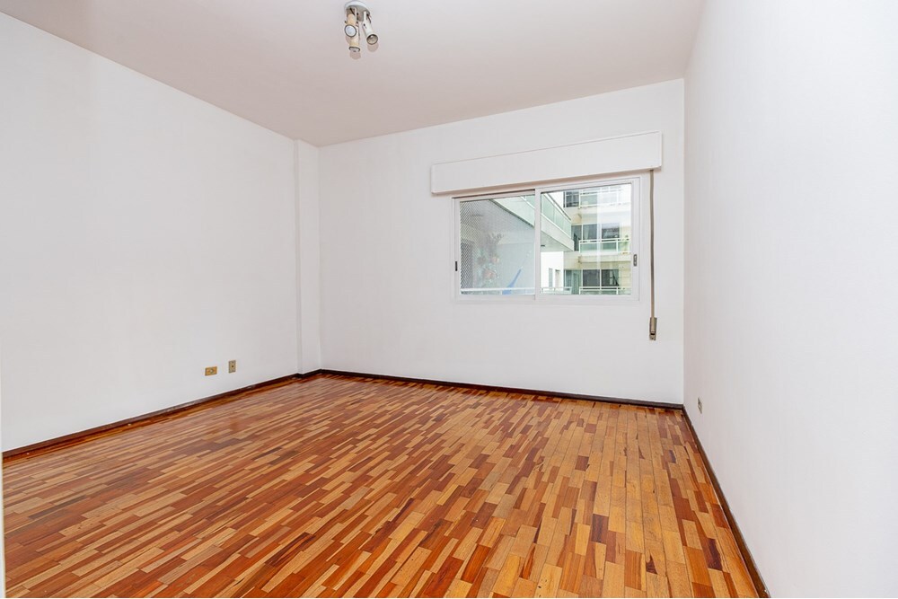 Apartamento à venda com 2 quartos, 115m² - Foto 35