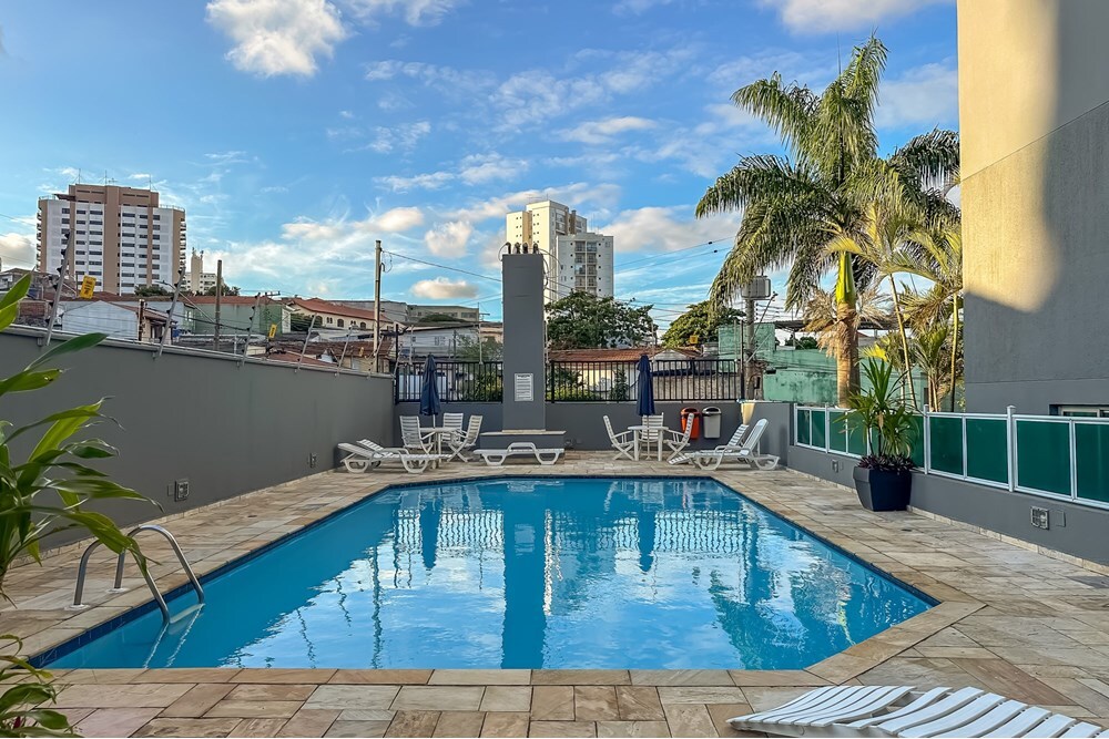 Apartamento à venda com 2 quartos, 57m² - Foto 2