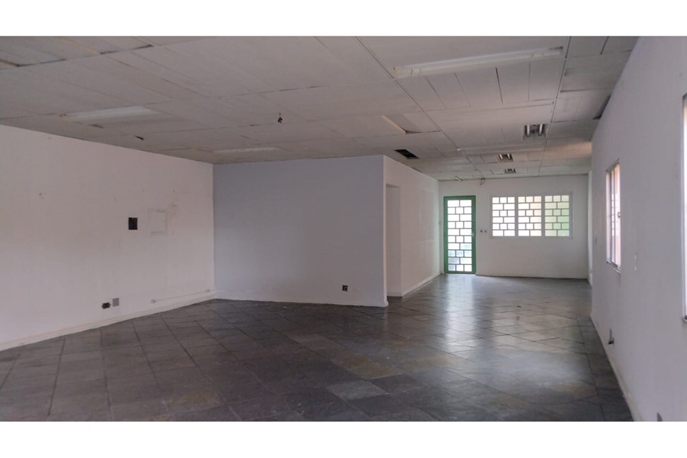 Casa à venda com 2 quartos, 450m² - Foto 64