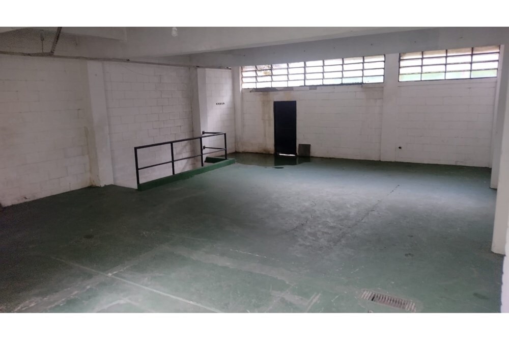Casa à venda com 2 quartos, 450m² - Foto 81