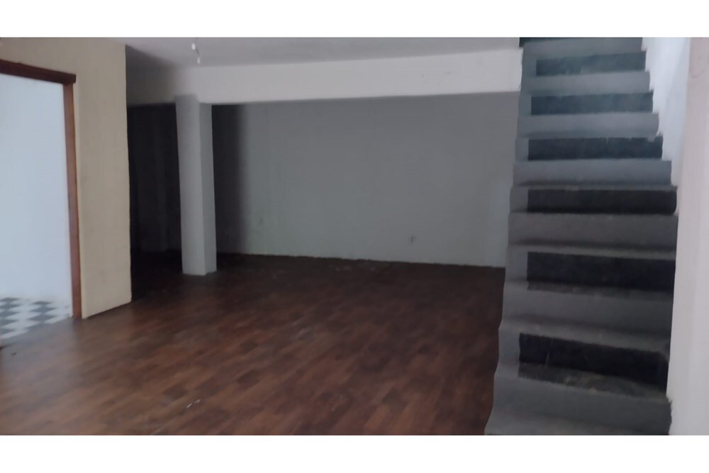 Casa à venda com 2 quartos, 450m² - Foto 77
