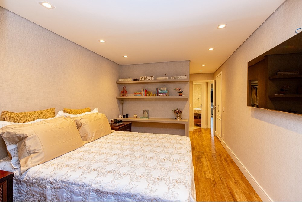 Apartamento à venda em São Paulo, Itaim Bibi, com 4 quartos, 197m² - Carreyra Imobiliaria