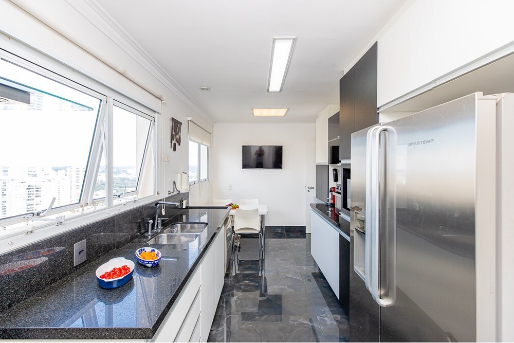Cobertura à venda com 4 quartos, 311m² - Foto 8
