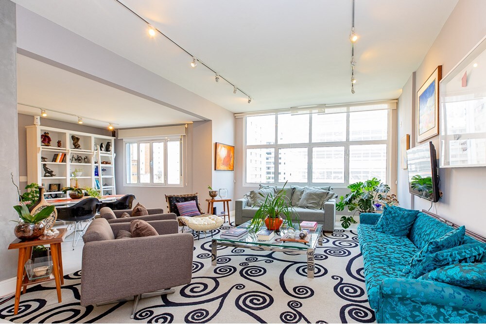 Apartamento à venda em São Paulo, Jardim Paulista, com 2 quartos, 130m² - Carreyra Imobiliaria