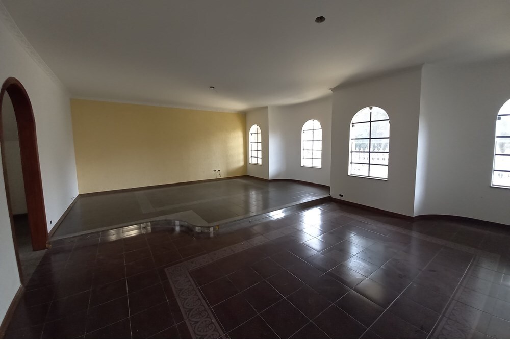 Casa à venda com 4 quartos, 377m² - Foto 23