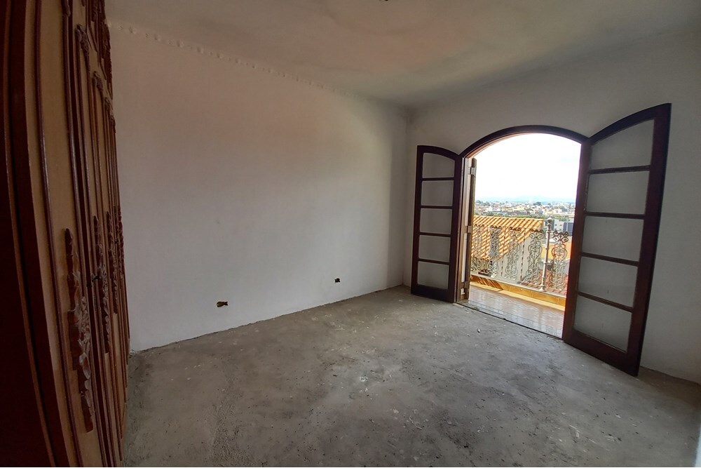 Casa à venda com 4 quartos, 377m² - Foto 33
