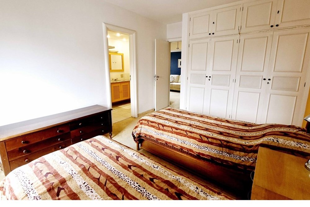Apartamento à venda com 3 quartos, 201m² - Foto 5