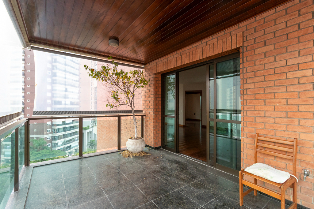 Apartamento à venda com 3 quartos, 325m² - Foto 35