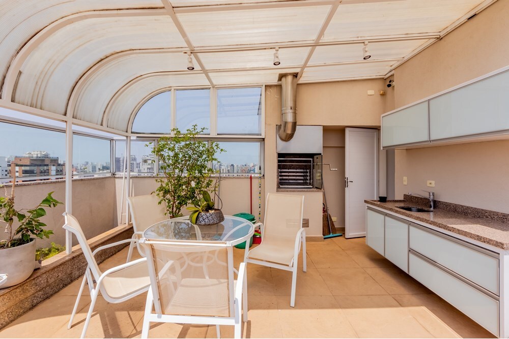Cobertura à venda com 4 quartos, 350m² - Foto 32