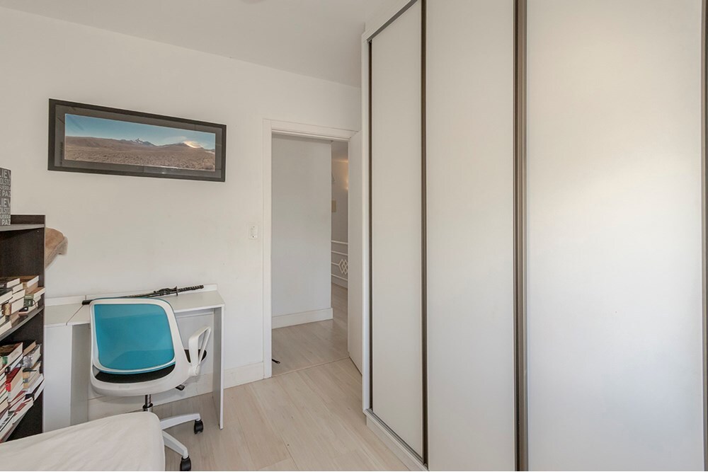 Casa à venda em Porto Alegre, Lomba do Pinheiro, com 4 quartos, 132m² - Geniale Imóveis