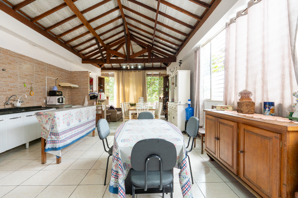 Casa, 4 quartos, 230 m² - Foto 34