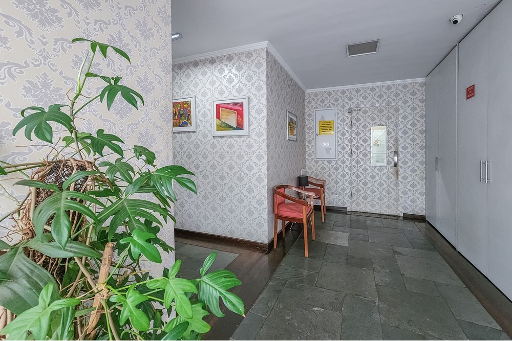 Apartamento à venda com 2 quartos, 56m² - Foto 2