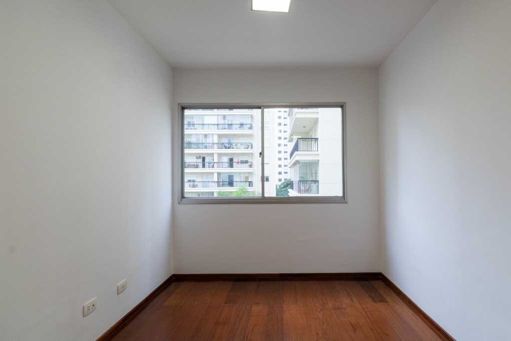 Apartamento à venda com 3 quartos, 75m² - Foto 22
