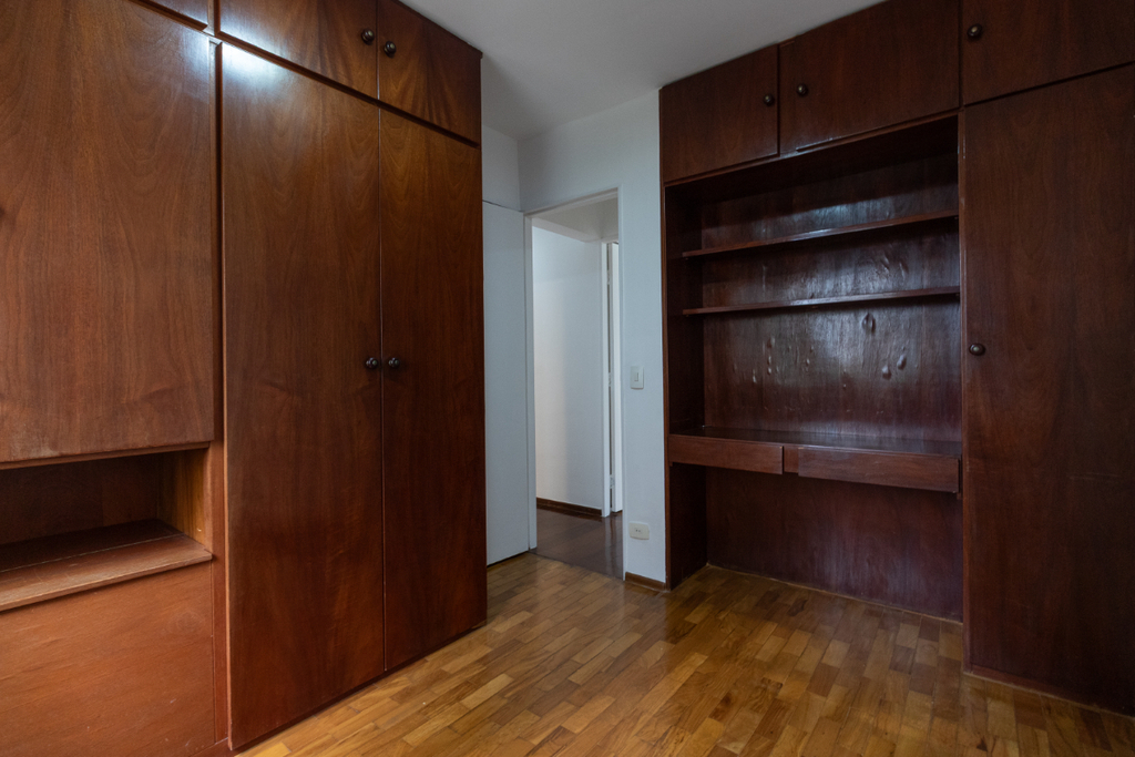 Apartamento à venda com 3 quartos, 75m² - Foto 30