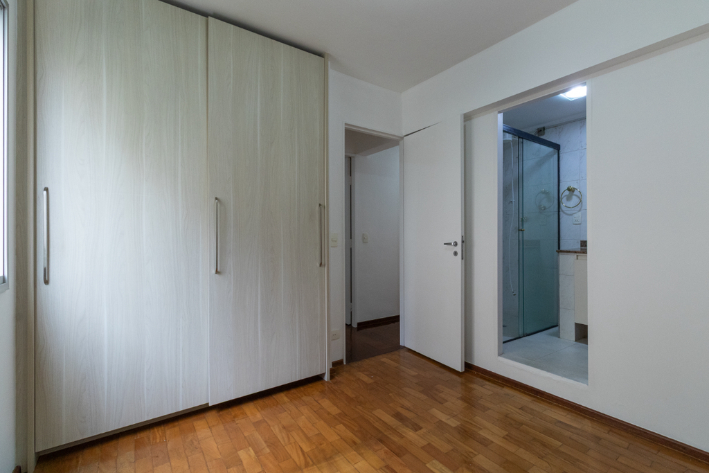 Apartamento à venda com 3 quartos, 75m² - Foto 33