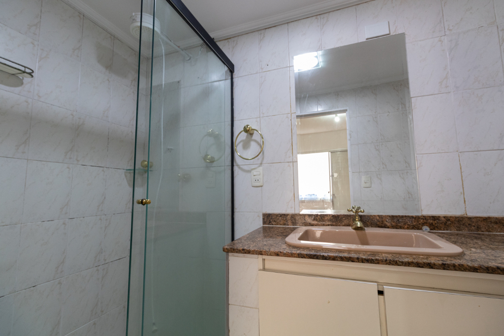 Apartamento à venda com 3 quartos, 75m² - Foto 35